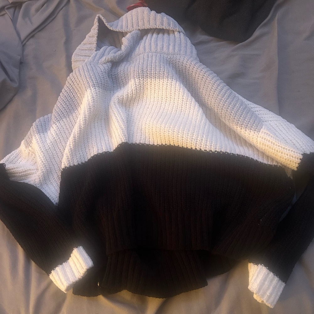 Color block Knit Sweater